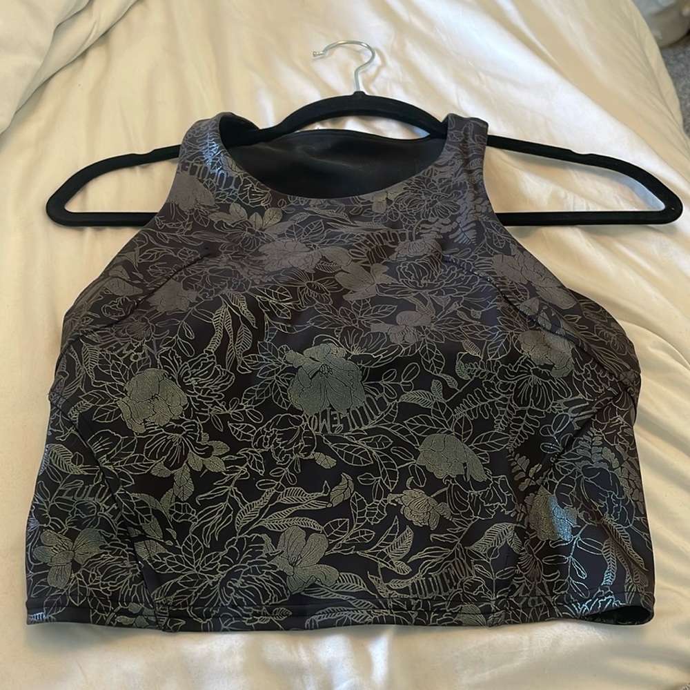 Lululemon bra crop tank size 6